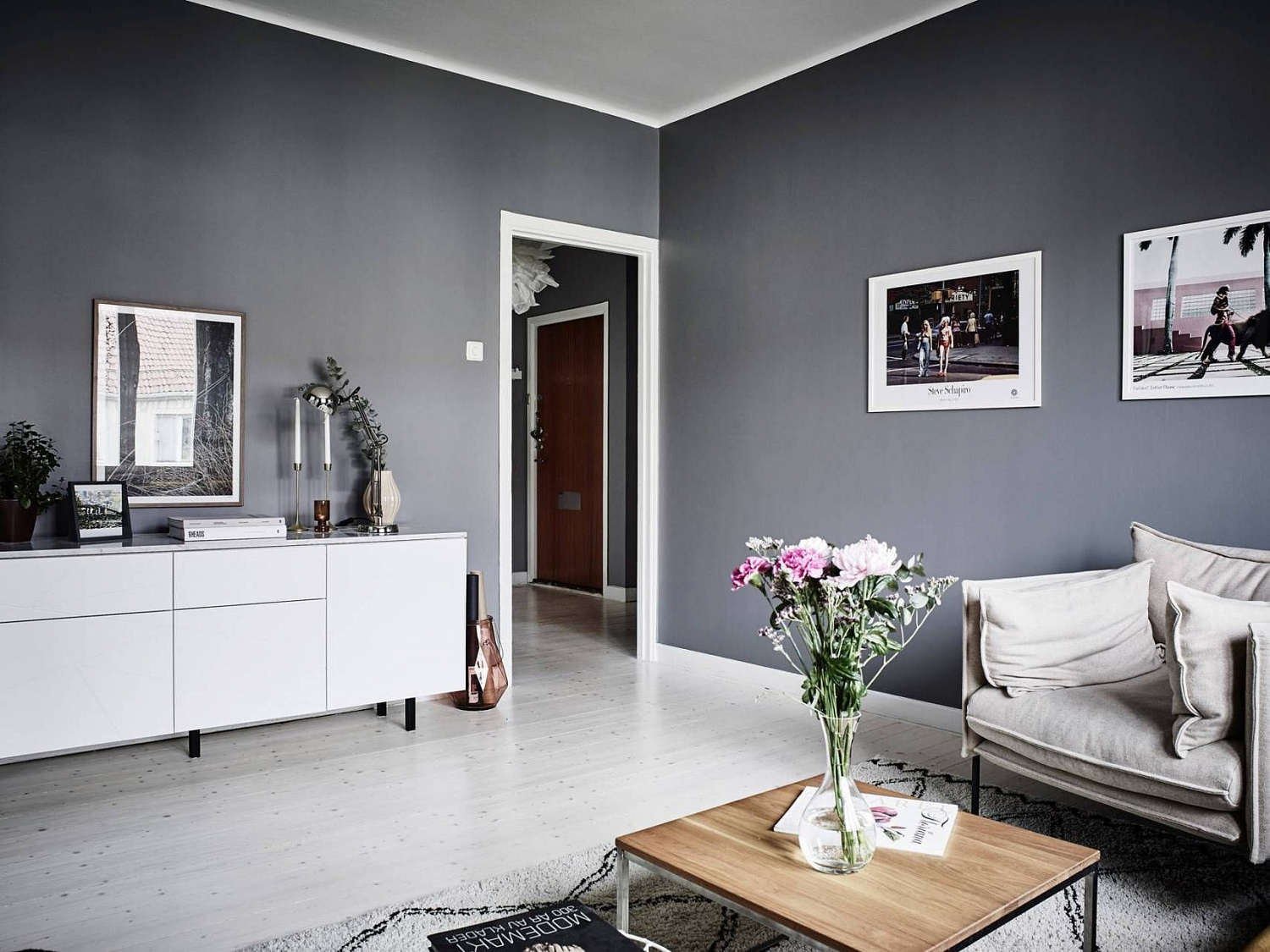 Глубокоматовая краска для стен и потолков Dulux Diamond Extra Matt